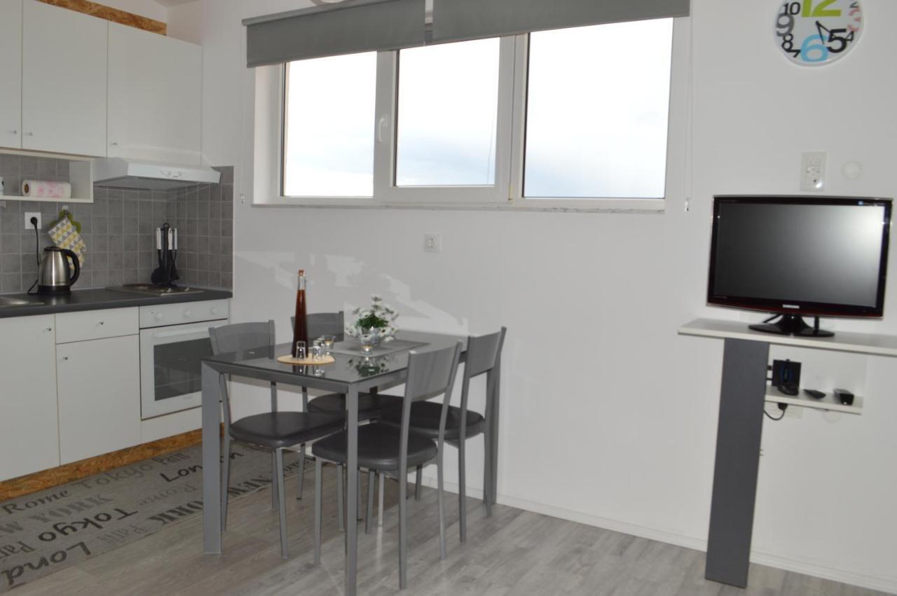 Apartman Luka Kastela Ngoại thất bức ảnh