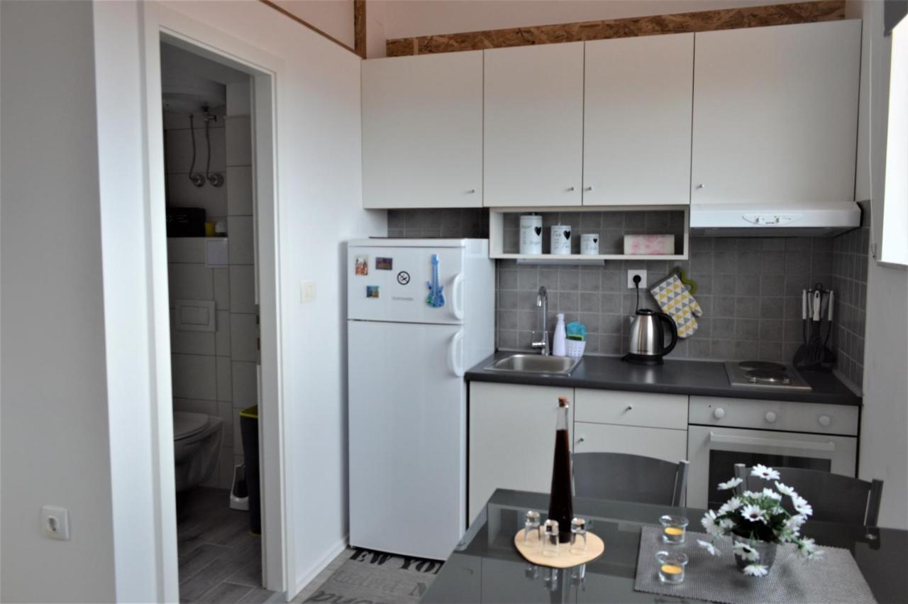 Apartman Luka Kastela Ngoại thất bức ảnh