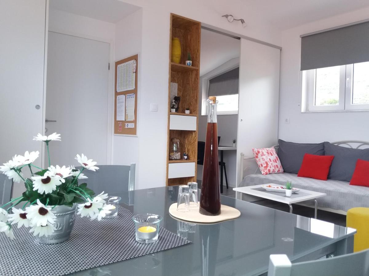 Apartman Luka Kastela Ngoại thất bức ảnh