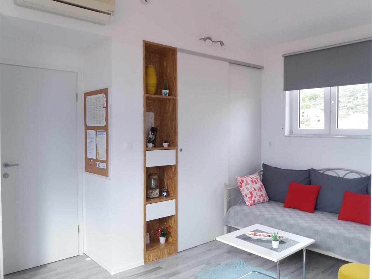Apartman Luka Kastela Ngoại thất bức ảnh