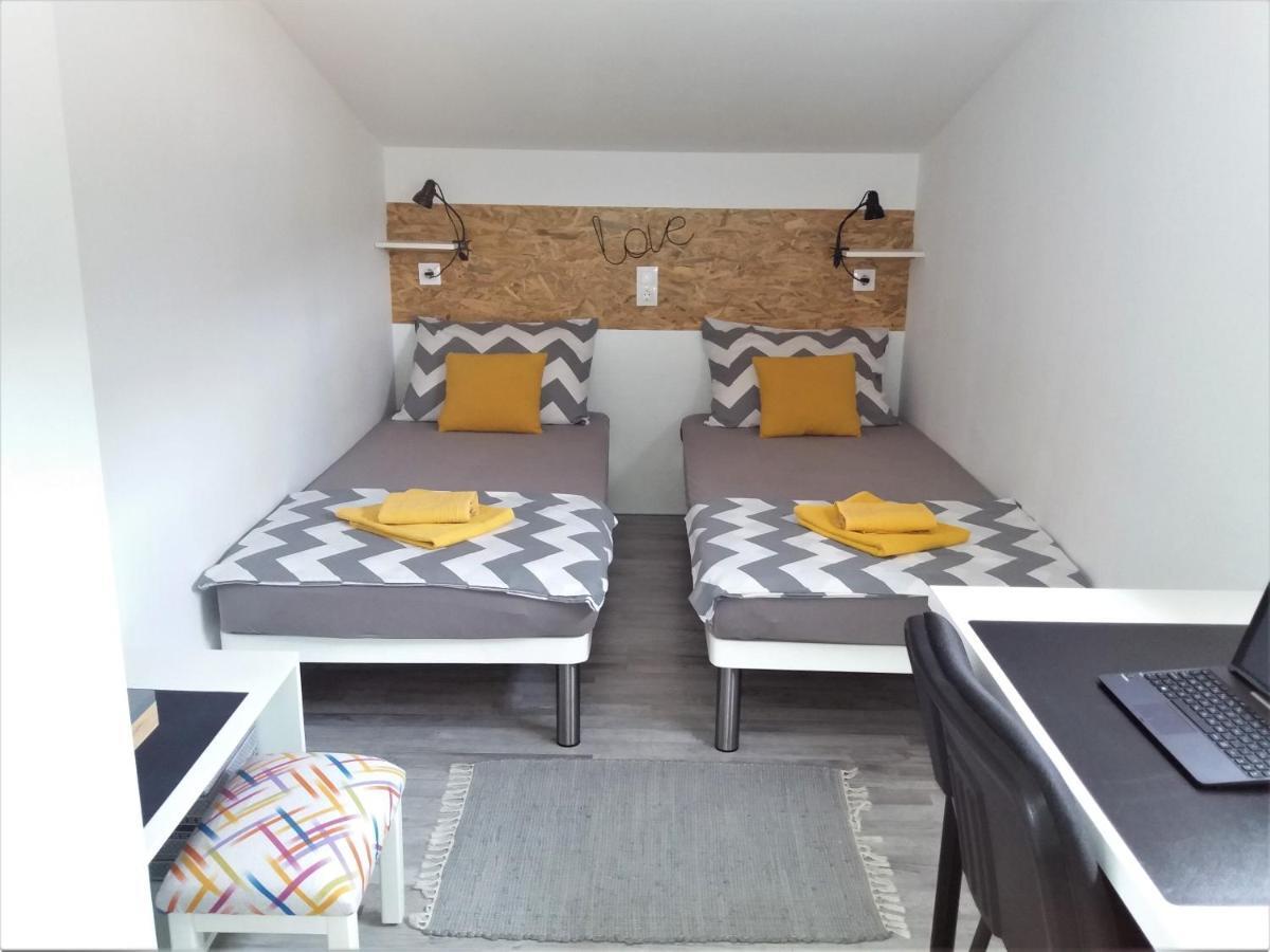 Apartman Luka Kastela Ngoại thất bức ảnh