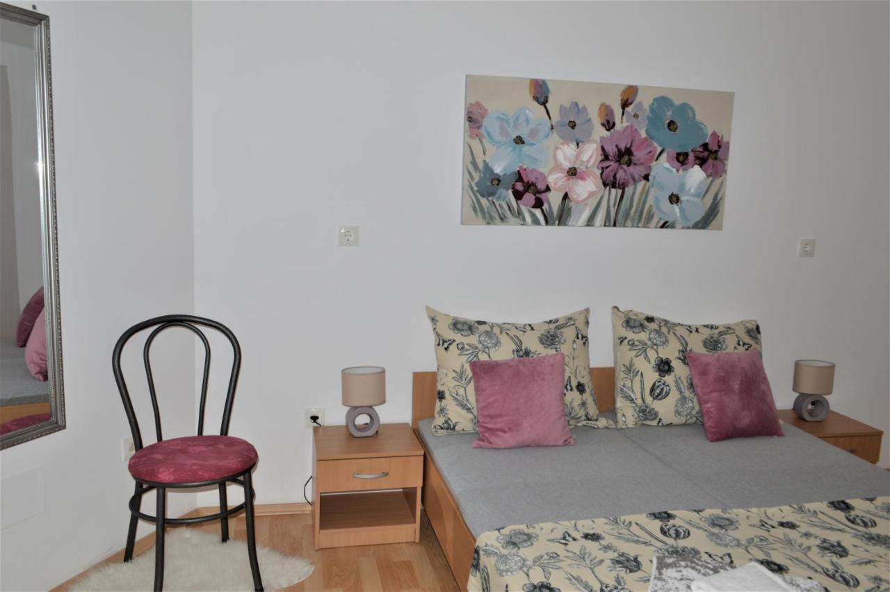 Apartman Luka Kastela Ngoại thất bức ảnh
