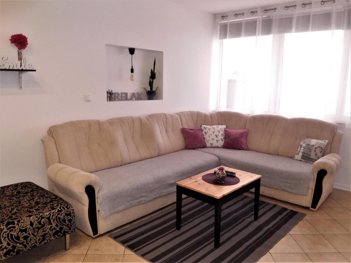 Apartman Luka Kastela Ngoại thất bức ảnh